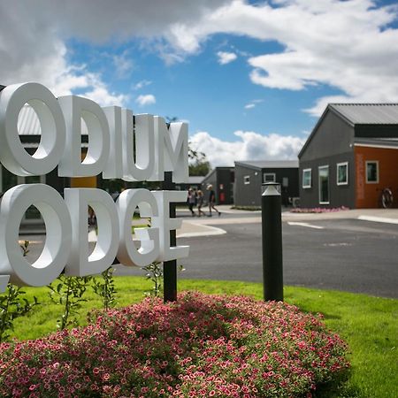 Podium Lodge Кембридж Экстерьер фото
