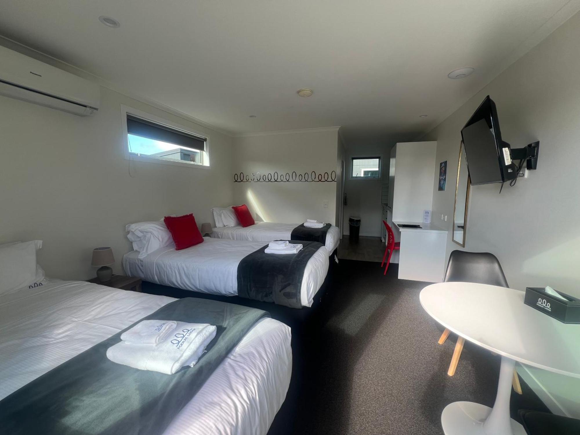 Podium Lodge Кембридж Экстерьер фото